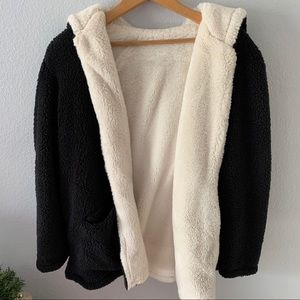 Brandy Melville Reversible Milania Coat/Jacket